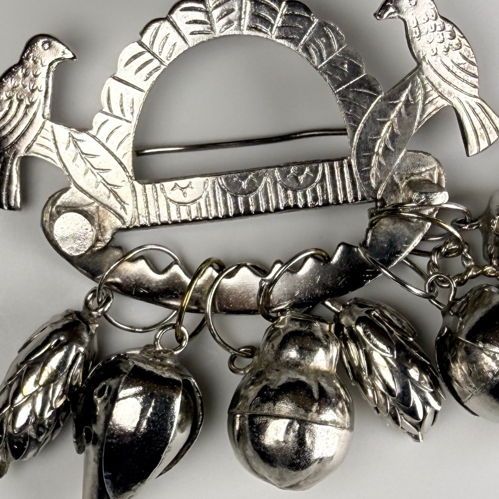 Brazilian Penca De Balangandan Amulet Brooch - Picture 11 of 15